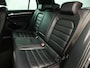 Volkswagen Golf 2.0 TSI GTI 220Pk Automaat (NAVIGATIE, CLIMATE, LEDER, STOELVERWARMING, SPORTSTOELEN, GETINT GLAS, XENON, NIEUWSTAAT)