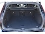 Volvo V60 T8 455PK Plug-in hybrid AWD Plus Dark / 360 Camera / Harman Kardon / Head-up display / Panorama schuifdak / Stoel- en stuurverwarming / Trekhaak / Elektrische stoelen met geheugen
