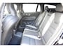 Volvo V60 T8 455PK Plug-in hybrid AWD Plus Dark / 360 Camera / Harman Kardon / Head-up display / Panorama schuifdak / Stoel- en stuurverwarming / Trekhaak / Elektrische stoelen met geheugen