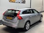 Volvo V60 2.4 D6 AWD Plug-In Hybrid Summum Super Netjes Pano Automaat
