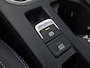 Volkswagen Passat Variant 1.4 TSI PHEV GTE 218Pk Automaat (APPLE CARPLAY, SOH 88,9%, GROOT NAVI, CAMERA, TREKHAAK, KEYLESS, SPORTSTOELEN, STOELVERWARMING, GETINT GLAS, NIEUWSTAAT)