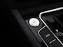 Volkswagen Passat Variant 1.4 TSI PHEV GTE 218Pk Automaat (APPLE CARPLAY, SOH 88,9%, GROOT NAVI, CAMERA, TREKHAAK, KEYLESS, SPORTSTOELEN, STOELVERWARMING, GETINT GLAS, NIEUWSTAAT)