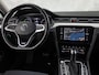Volkswagen Passat Variant 1.4 TSI PHEV GTE 218Pk Automaat (APPLE CARPLAY, SOH 88,9%, GROOT NAVI, CAMERA, TREKHAAK, KEYLESS, SPORTSTOELEN, STOELVERWARMING, GETINT GLAS, NIEUWSTAAT)
