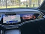 Mercedes-Benz E-klasse 300e Sport Edition AMG // Hyperscreen // Burmester 4D // Distronic // Panoramadak // Active Sfeerverlichting // Keyless Entry // Nightpakket // 20" LM