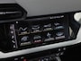 Audi A3 Sportback 40 TFSI e Sport 204Pk Automaat (APPLE CARPLAY, GROOT NAVI, LEDER, STOELVERWARMING, SPORTSTOELEN, ADAPTIVE CRUISE, GETINT GLAS, NIEUWSTAAT)