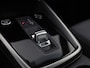 Audi A3 Sportback 40 TFSI e Sport 204Pk Automaat (APPLE CARPLAY, GROOT NAVI, LEDER, STOELVERWARMING, SPORTSTOELEN, ADAPTIVE CRUISE, GETINT GLAS, NIEUWSTAAT)