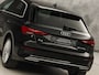 Audi A3 Sportback 40 TFSI e Sport 204Pk Automaat (APPLE CARPLAY, GROOT NAVI, LEDER, STOELVERWARMING, SPORTSTOELEN, ADAPTIVE CRUISE, GETINT GLAS, NIEUWSTAAT)