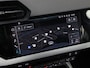 Audi A3 Sportback 40 TFSI e Sport 204Pk Automaat (APPLE CARPLAY, GROOT NAVI, LEDER, STOELVERWARMING, SPORTSTOELEN, ADAPTIVE CRUISE, GETINT GLAS, NIEUWSTAAT)