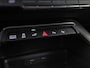 Audi A3 Sportback 40 TFSI e Sport 204Pk Automaat (APPLE CARPLAY, GROOT NAVI, LEDER, STOELVERWARMING, SPORTSTOELEN, ADAPTIVE CRUISE, GETINT GLAS, NIEUWSTAAT)