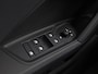 Audi A3 Sportback 40 TFSI e Sport 204Pk Automaat (APPLE CARPLAY, GROOT NAVI, LEDER, STOELVERWARMING, SPORTSTOELEN, ADAPTIVE CRUISE, GETINT GLAS, NIEUWSTAAT)