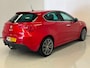 Alfa Romeo Giulietta 1.4 T Distinctive / Bose / Xenon / Leder / NL-auto