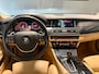 BMW 5-Serie Touring 528i High Executive|SOFTCLOSE|KEYLESS|MEMORY|LEDER|ACC|HUD|DODEHOEK|STOELV|CAMERA|PDC|LED|17INCH|
