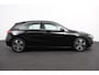 Mercedes-Benz A-klasse 180 7-DCT Progressive Style Plus Navigatie Climate Control Camera Led 17"Lichtmetalen velgen Dab Half Leder Cruise control