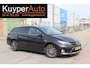 Toyota Auris Touring Sports 1.8 Hybrid Lease pano camera multimedia dealer onderhouden trekhaak