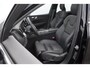 Volvo XC60 T6 350PK Automaat Plug-in hybrid AWD Plus Bright Panoramisch schuif-kanteldak / Google infotainment / Lederen bekleding / Parkeersensoren voor en achter met parkeercamera / Road Sign information / Cruise Control