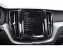 Volvo XC60 T6 350PK Automaat Plug-in hybrid AWD Plus Bright Panoramisch schuif-kanteldak / Google infotainment / Lederen bekleding / Parkeersensoren voor en achter met parkeercamera / Road Sign information / Cruise Control