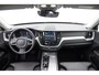 Volvo XC60 T6 350PK Automaat Plug-in hybrid AWD Plus Bright Panoramisch schuif-kanteldak / Google infotainment / Lederen bekleding / Parkeersensoren voor en achter met parkeercamera / Road Sign information / Cruise Control
