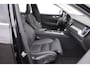 Volvo XC60 T6 350PK Automaat Plug-in hybrid AWD Plus Bright Panoramisch schuif-kanteldak / Google infotainment / Lederen bekleding / Parkeersensoren voor en achter met parkeercamera / Road Sign information / Cruise Control