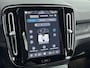 Volvo EX40 Single Motor Extended Range Plus 82 kWh | Trekhaak | Stoel + Stuurverwarming | All Season banden | Warmtepomp | Apple Carplay / Android auto |