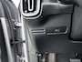 Volvo EX40 Single Motor Extended Range Plus 82 kWh | Trekhaak | Stoel + Stuurverwarming | All Season banden | Warmtepomp | Apple Carplay / Android auto |