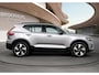 Volvo EX40 Single Motor Extended Range Plus 82 kWh | Trekhaak | Stoel + Stuurverwarming | All Season banden | Warmtepomp | Apple Carplay / Android auto |