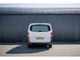 Mercedes-Benz eVito Tourer | 90KWH | WLPT 367KM | Volledig Elektrisch | SOH 97.5% | Camera | Navi | Stoelverw. | Airco | 3-Zits
