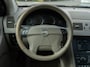 Volvo XC90 4.4 V8 Momentum 7PERS - AUTOMAAT - PARKEER CAMERA - TREKHAAK - LEDER - YOUNGTIMER !