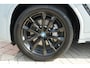 BMW X3 xDrive30e M Sport High Executive | 292 PK | PHEV | PANO | 360° Camera | Leder BMW X3 xDrive30e M Sport High Executive 292 PK Plug-in Hybrid met 2.0 viercilinder benzinemotor en automatische 8-traps transmissie, voorzien van elektrisch panoramadak, lederen bekleding, 36