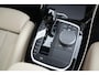 BMW X3 xDrive30e M Sport High Executive | 292 PK | PHEV | PANO | 360° Camera | Leder BMW X3 xDrive30e M Sport High Executive 292 PK Plug-in Hybrid met 2.0 viercilinder benzinemotor en automatische 8-traps transmissie, voorzien van elektrisch panoramadak, lederen bekleding, 36