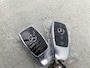 Mercedes-Benz EQB 250+ Business Solution Luxury 71 kWh | Smartphone integratie | Panoramaschuifdak | Sierdelen in Star Pattern | EASY PACK achterklep | Sfeerverlichting | Dodehoekassistent | Stoelverwarming |