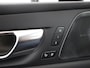 Volvo XC60 2.0 T8 Plug-in hybrid AWD Plus Black Edition | Ele. verstelbare comfortstoelen + Geheugen | Harman/Kardon Audio | 360 Camera | Stoel en Stuurverwarming | Licht-Pakket |