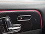 Mercedes-Benz GLB 200 Business Solution AMG | Multibeam LED | Panoramadak | Memory Stoelen | Sfeerverlichting | Onderweg-naar-dealer