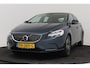 Volvo V40 1.5 T2 Nordic+ | Trekhaak | Panoramadak | Org NL | Camera | Leer | Elek. Stoelverstelling |
