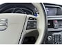 Volvo V40 1.5 T2 Nordic+ | Trekhaak | Panoramadak | Org NL | Camera | Leer | Elek. Stoelverstelling |