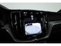 Volvo XC60 2.0 T6 Plug-in hybrid AWD Plus Dark | Rijklaar! | Black-Pakket | S/K-Dak | Leder+Memory | Adapt. Cruise | Stoel-Stuurverw. | Dig. Cockpit | Google | Camera+PDC | LED | 19'' | Elek. Klep V