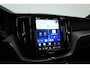 Volvo XC60 2.0 T6 Plug-in hybrid AWD Plus Dark | Rijklaar! | Black-Pakket | S/K-Dak | Leder+Memory | Adapt. Cruise | Stoel-Stuurverw. | Dig. Cockpit | Google | Camera+PDC | LED | 19'' | Elek. Klep V