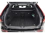 Volvo XC60 2.0 T6 Plug-in hybrid AWD Plus Dark | Rijklaar! | Black-Pakket | S/K-Dak | Leder+Memory | Adapt. Cruise | Stoel-Stuurverw. | Dig. Cockpit | Google | Camera+PDC | LED | 19'' | Elek. Klep V