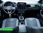 Volkswagen T-Roc 1.5 TSI R-Line Black Style | Panoramadak | Camera | Afn Trekhaak | IQ-Light | Beats audio | Travel assist | Stoel- & stuurverwarming, Apple Carplay/Android auto, Camera, Afn. trekhaak, Elec. klep