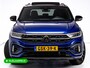Volkswagen T-Roc 1.5 TSI R-Line Black Style | Panoramadak | Camera | Afn Trekhaak | IQ-Light | Beats audio | Travel assist | Stoel- & stuurverwarming, Apple Carplay/Android auto, Camera, Afn. trekhaak, Elec. klep