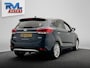 Kia Carens 1.6 GDi ExecutiveLine | 7-Persoons | Origineel NL | Dealer Ondr. | Leder| Stoel/Stuur Verwarming | Carplay | Trekhaak |
