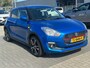Suzuki Swift 1.2 Sportline 1e Eigenaar | ALL-Season banden | Camera | Airco | 17" Lichtmetaal | Bluetooth | Achteruitrijcamera | Airco | Apple Carplay/Android Auto|telefoonintegratie premium