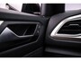 Volkswagen T-Roc 1.0 TSI Life 110pk, Trekhaak, Adaptive cruise control, Stoelverwarming, Matrix LED koplampen, Navigatie, Climate control, App-connect, Parkeersensoren, Virtual cockpit, DAB-radio, Airco