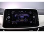 Volkswagen T-Roc 1.0 TSI Life 110pk, Trekhaak, Adaptive cruise control, Stoelverwarming, Matrix LED koplampen, Navigatie, Climate control, App-connect, Parkeersensoren, Virtual cockpit, DAB-radio, Airco