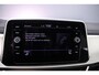 Volkswagen T-Roc 1.0 TSI Life 110pk, Trekhaak, Adaptive cruise control, Stoelverwarming, Matrix LED koplampen, Navigatie, Climate control, App-connect, Parkeersensoren, Virtual cockpit, DAB-radio, Airco