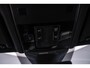Volkswagen T-Roc 1.0 TSI Life 110pk, Trekhaak, Adaptive cruise control, Stoelverwarming, Matrix LED koplampen, Navigatie, Climate control, App-connect, Parkeersensoren, Virtual cockpit, DAB-radio, Airco