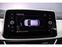 Volkswagen T-Roc 1.0 TSI Life 110pk, Trekhaak, Adaptive cruise control, Stoelverwarming, Matrix LED koplampen, Navigatie, Climate control, App-connect, Parkeersensoren, Virtual cockpit, DAB-radio, Airco