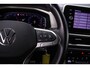 Volkswagen T-Roc 1.0 TSI Life 110pk, Trekhaak, Adaptive cruise control, Stoelverwarming, Matrix LED koplampen, Navigatie, Climate control, App-connect, Parkeersensoren, Virtual cockpit, DAB-radio, Airco