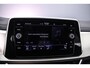 Volkswagen T-Roc 1.0 TSI Life 110pk, Trekhaak, Adaptive cruise control, Stoelverwarming, Matrix LED koplampen, Navigatie, Climate control, App-connect, Parkeersensoren, Virtual cockpit, DAB-radio, Airco