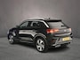 Volkswagen T-Roc 1.5 TSI R-Line Business 150pk DSG Automaat, Trekhaak, Adaptive cruise control, Stoelverwarming, Achteruitrijcamera, Navigatie, App-connect, Elektrische achterklep, Matrix LED koplampen, Parkeersensoren