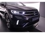 Volkswagen T-Roc 1.5 TSI R-Line Business 150pk DSG Automaat, Trekhaak, Adaptive cruise control, Stoelverwarming, Achteruitrijcamera, Navigatie, App-connect, Elektrische achterklep, Matrix LED koplampen, Parkeersensoren